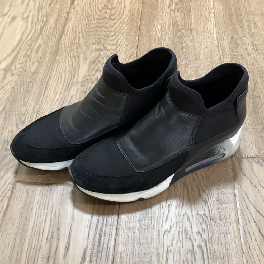 Ash wedge sneaker